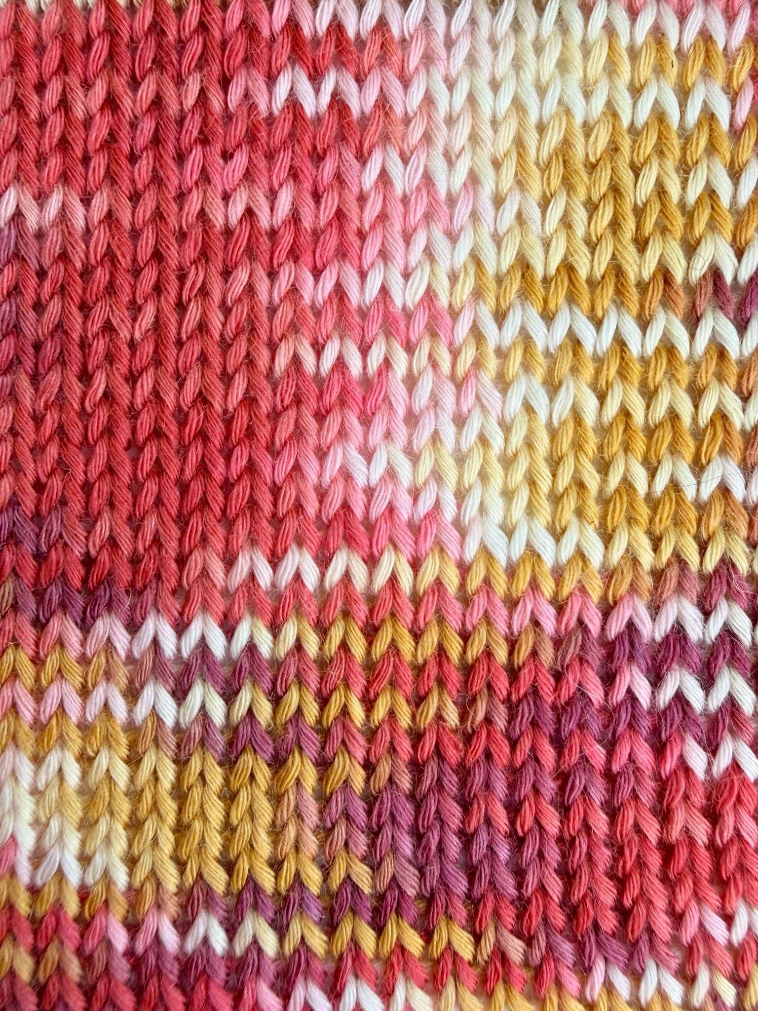 Zimpfer Wolle Art. Mimi Multicolor 500 m / 100 g – Garn aus Bambus und Seide col. Koralle, Honig und Elfenbein foto 3